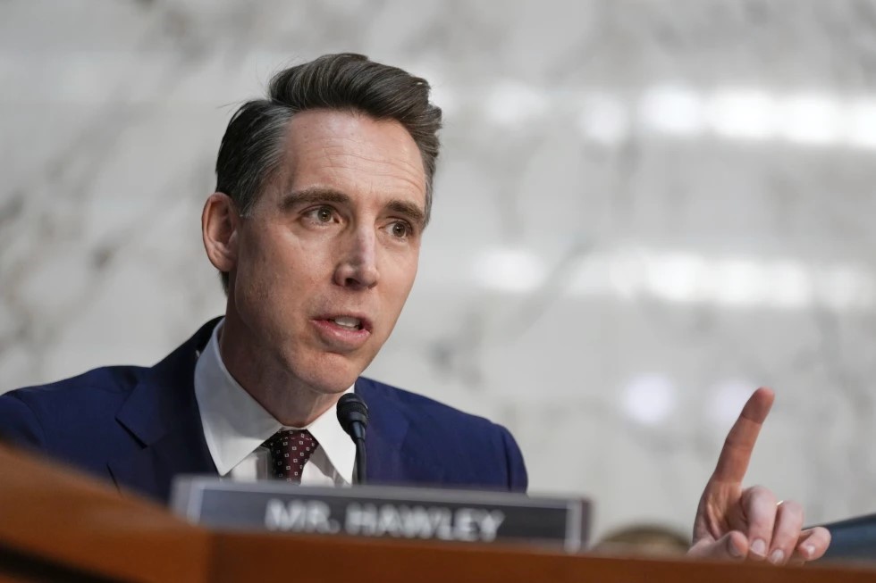 密苏里州共和党联邦参议员乔什霍利