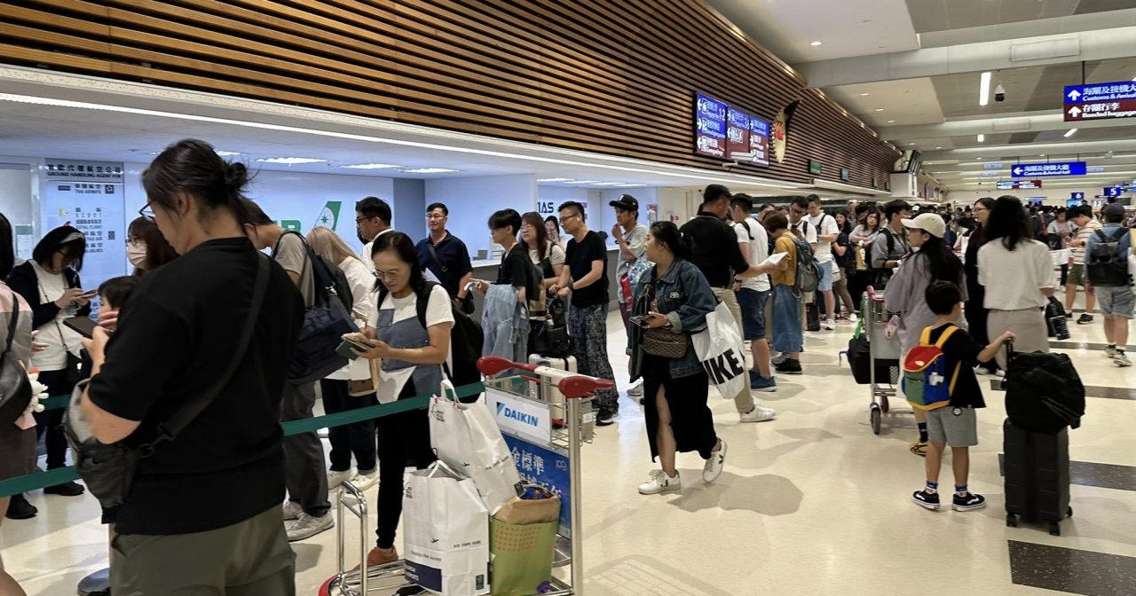 延误逾2小时飞台湾 国泰全班机行李留日本