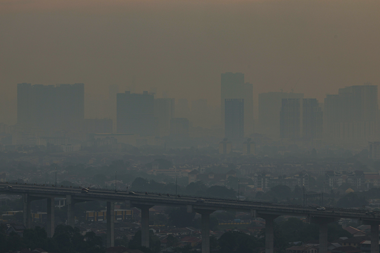 若空气污染指数（IPU）持续恶化，所有学校、幼儿园及托儿所将关闭。