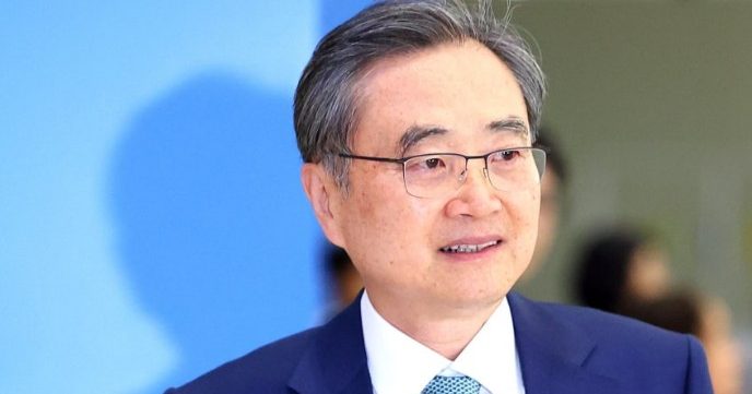 韩外长:中国带给邻国困扰 与美日合作不受威胁