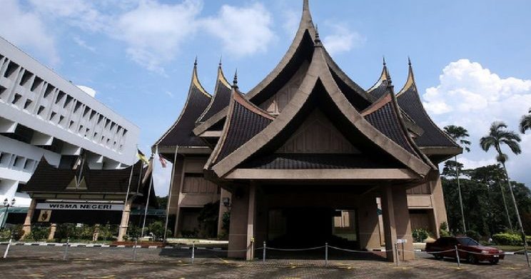 森州议会关注波小国旗风波 数议员吁理性应对