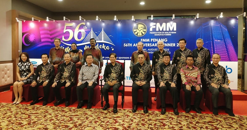 曹观友:培训高科技人才 槟城将建AI专区中心