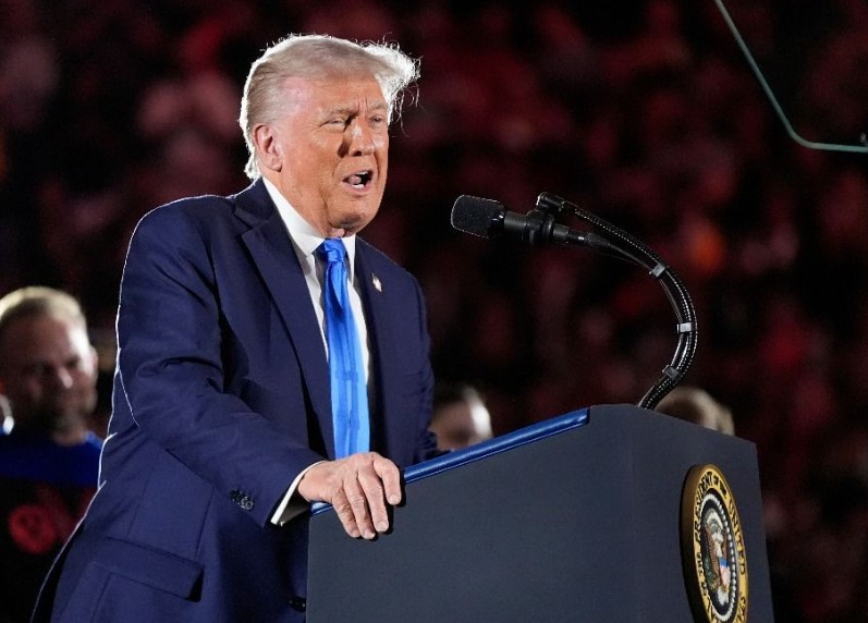 特朗普第二任期的弃台风险增加，前美官员曝还有3件事能做。（美联社）