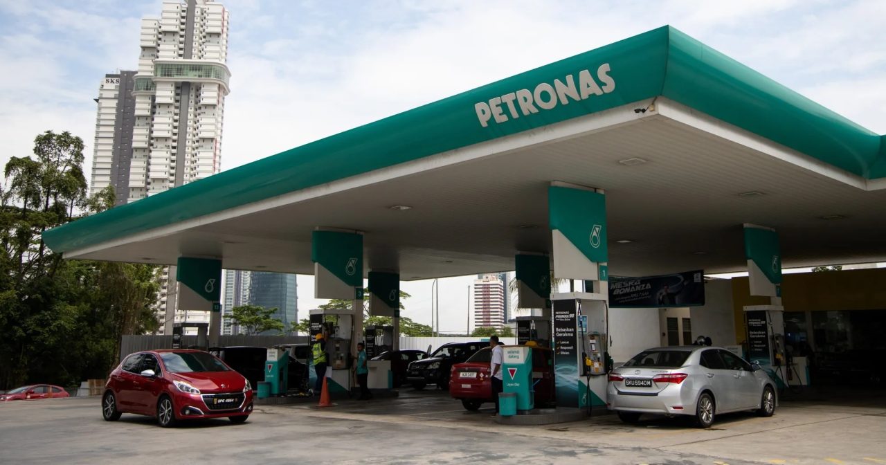 国油上半年资本开支锐减 油气服务业面临冲击