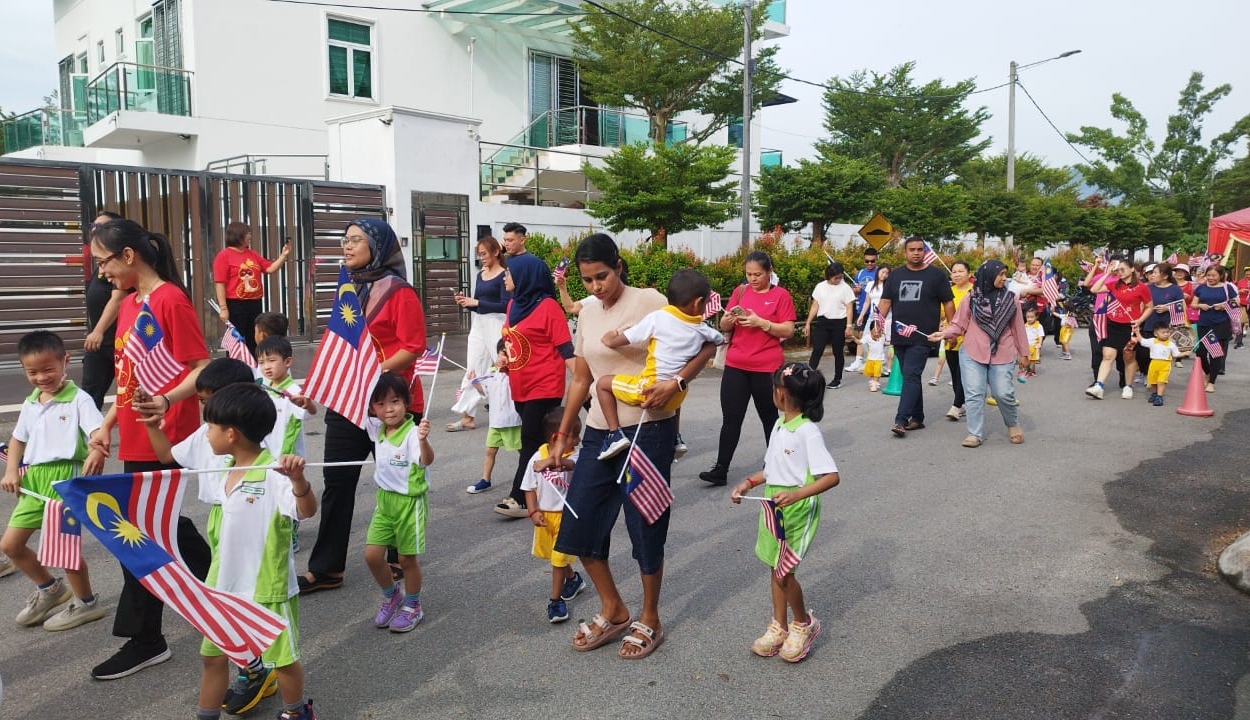 文丁狮会MRC幼儿园联办
健康同心爱国游行