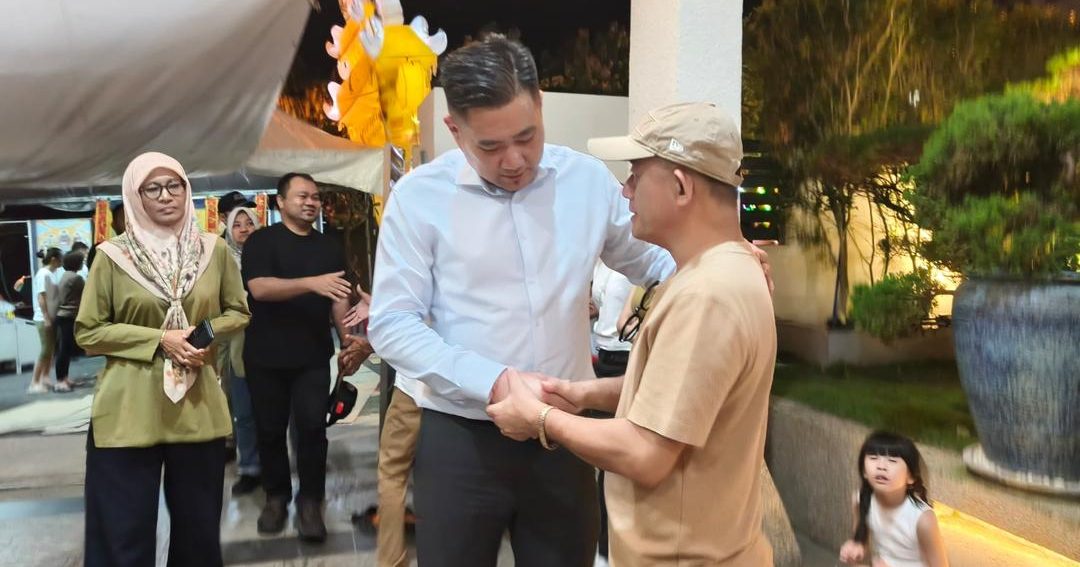 交怡骑行赛选手遭撞死 黄佳祯慰问刘名诚家属