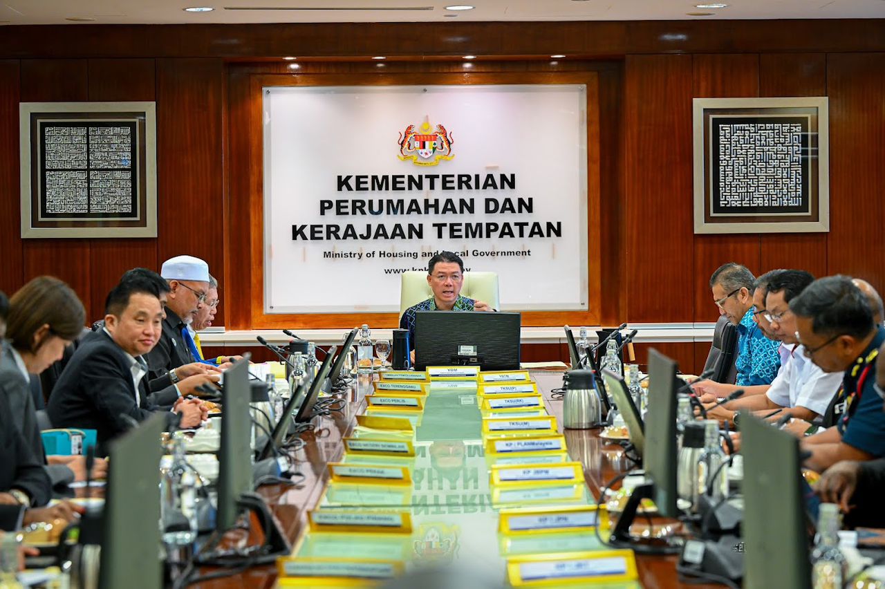 倪可敏主持年度全国房屋与地方政府行政会议。