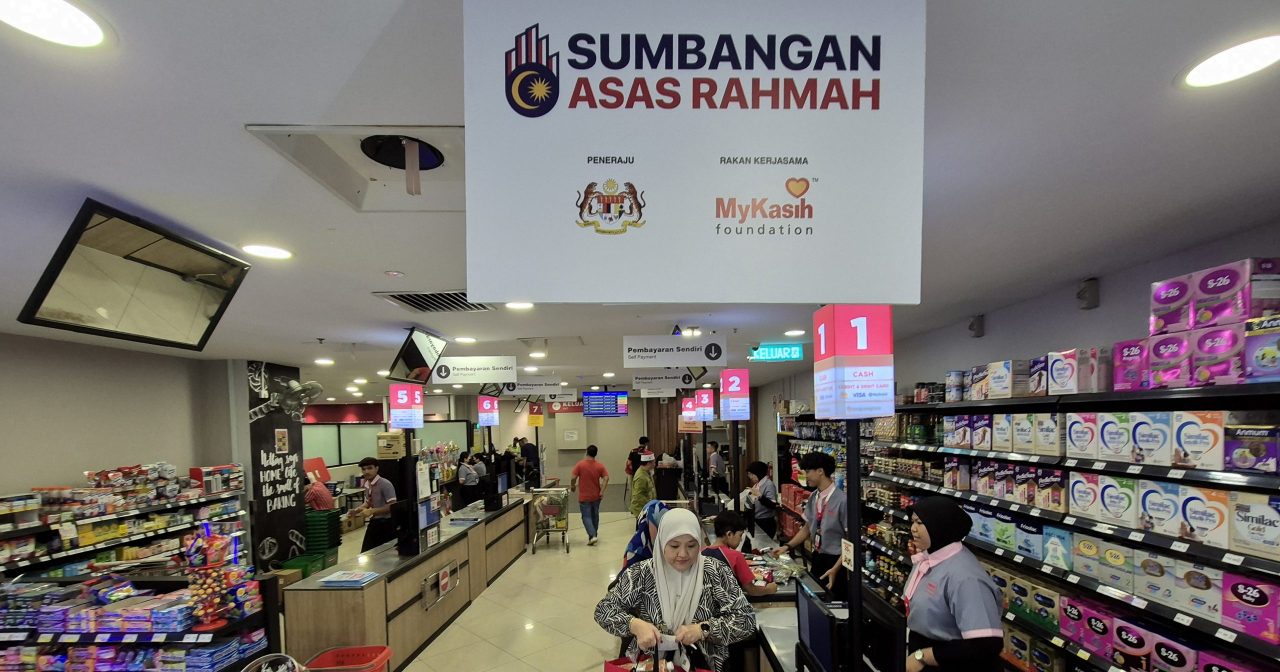 Mydin延长营业时间 方便民众兑援助金购物