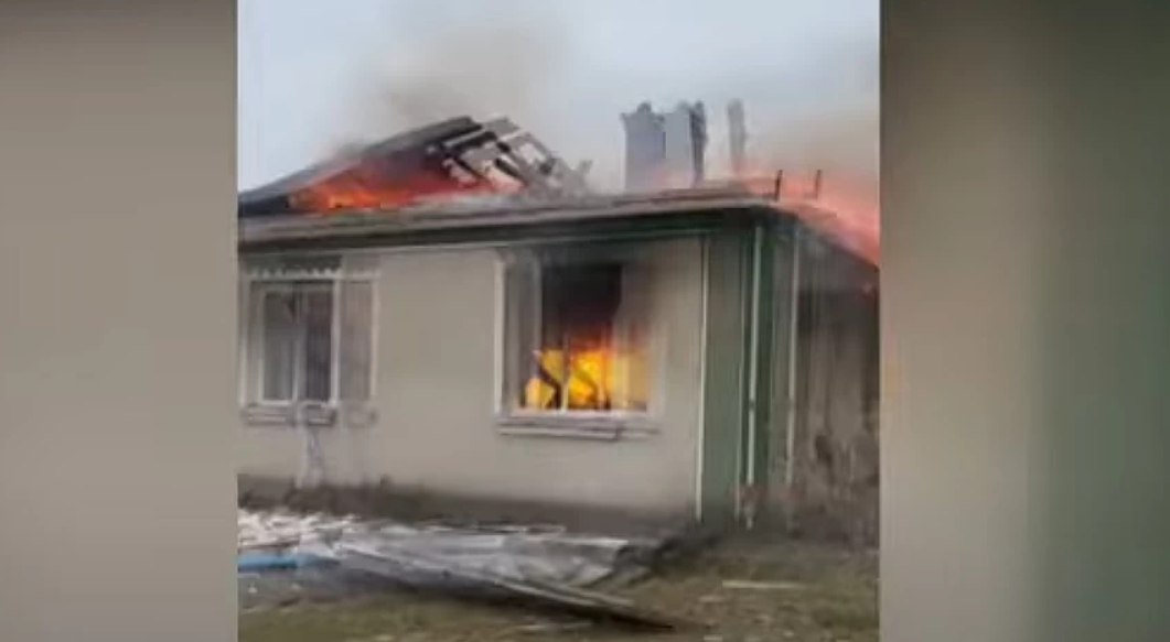 导弹炸毁警方高层父母的住宅