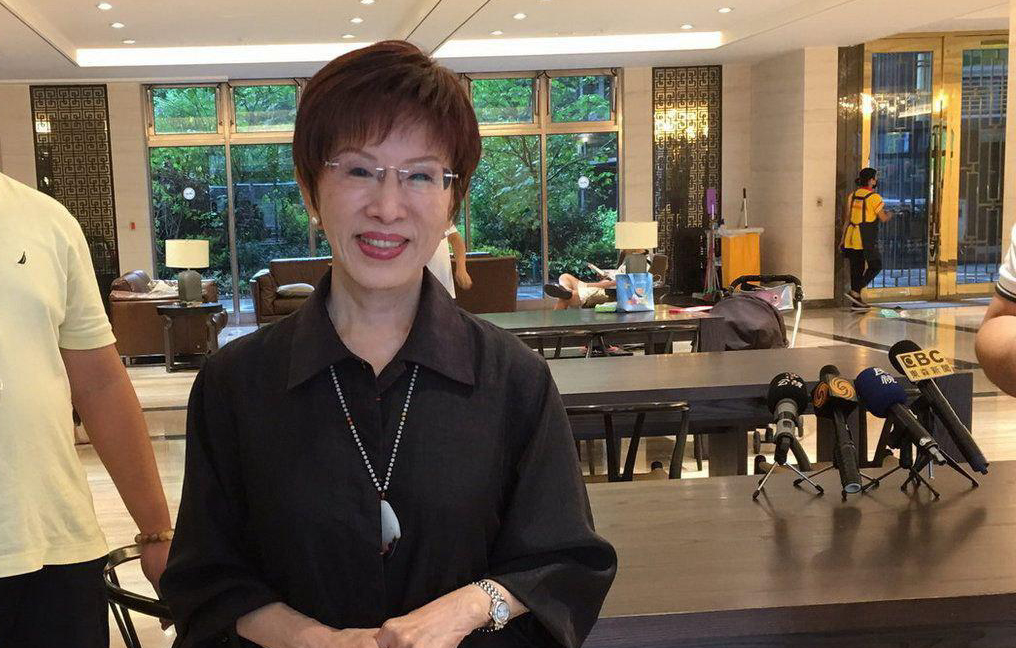 洪秀柱证实星期一晚已抵达北京。