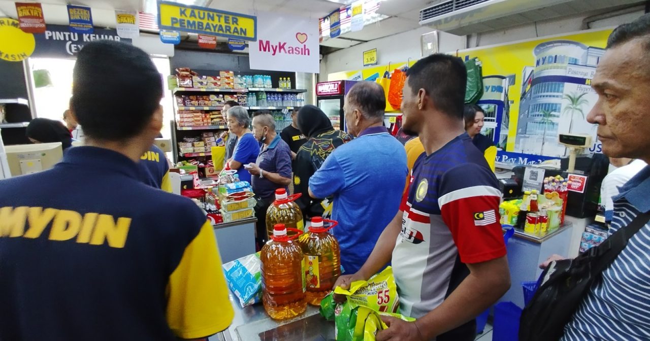 迈丁老板喊话别急 吁民众先让B40用