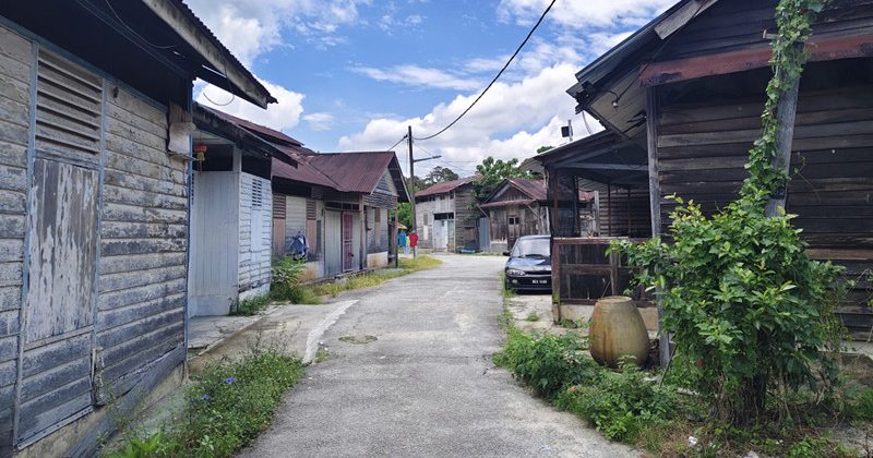 文丁客家村搬迁风波再起 居民阻发展商施工