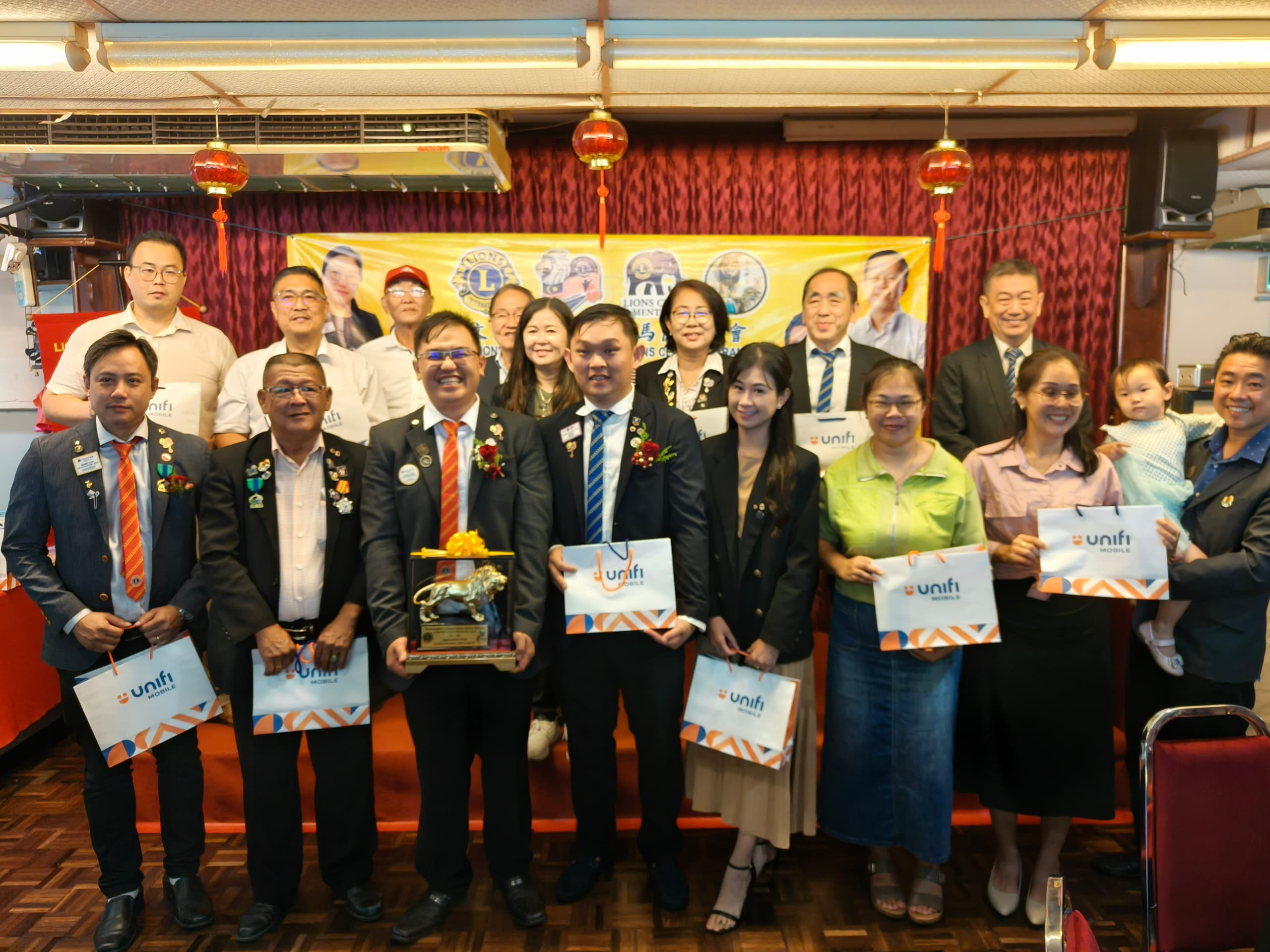 狮子会,理事,文德甲,马兰,