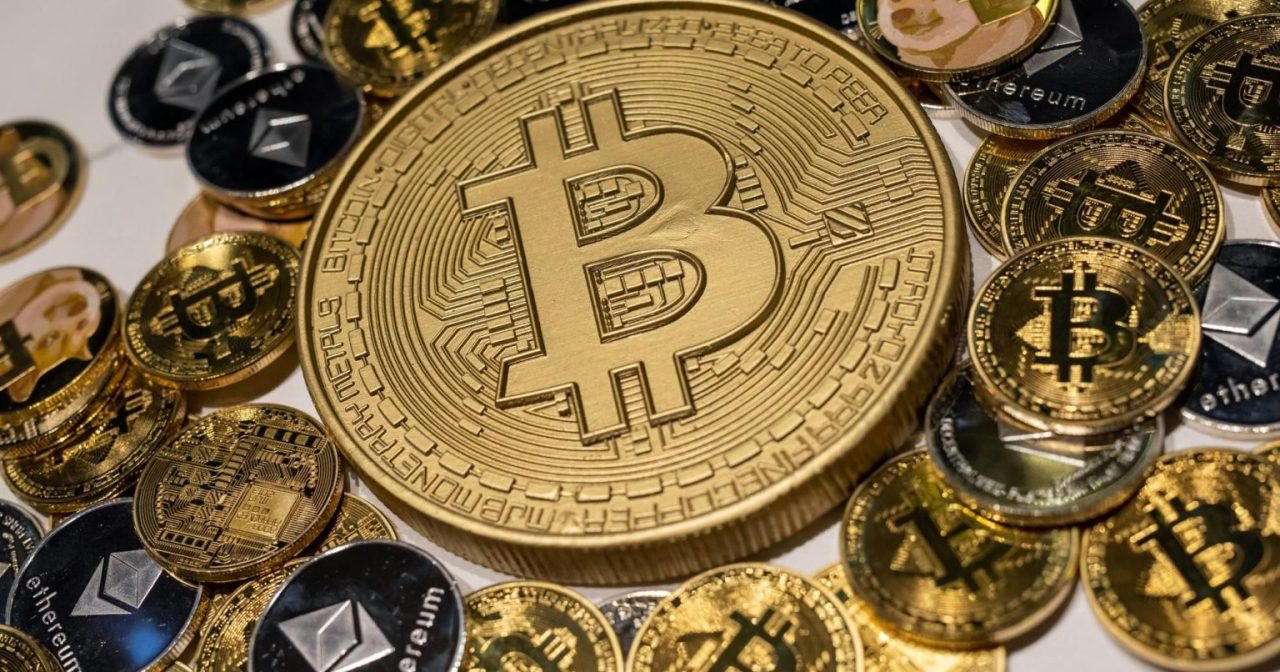 避险神话破灭 比特币一周重挫12%