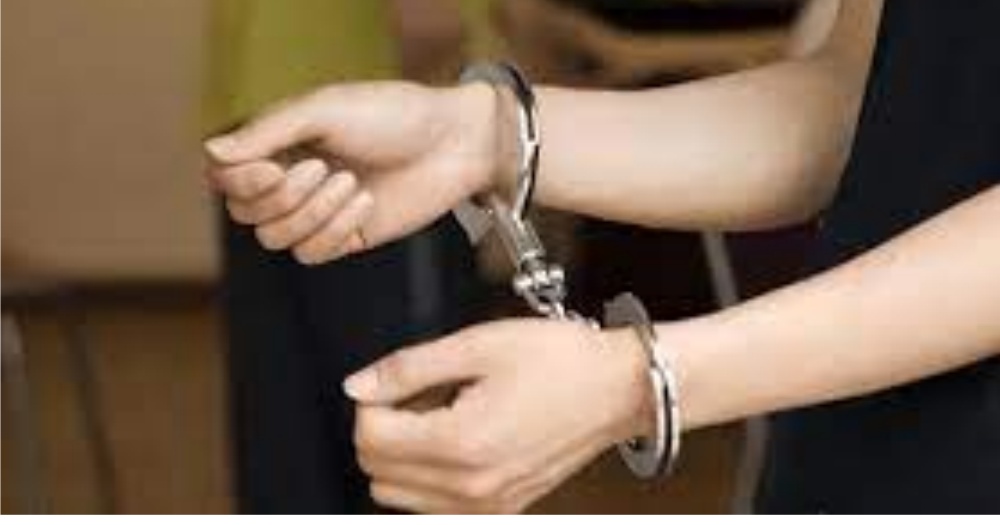 涉直播群殴案 警扣“拿督”助查