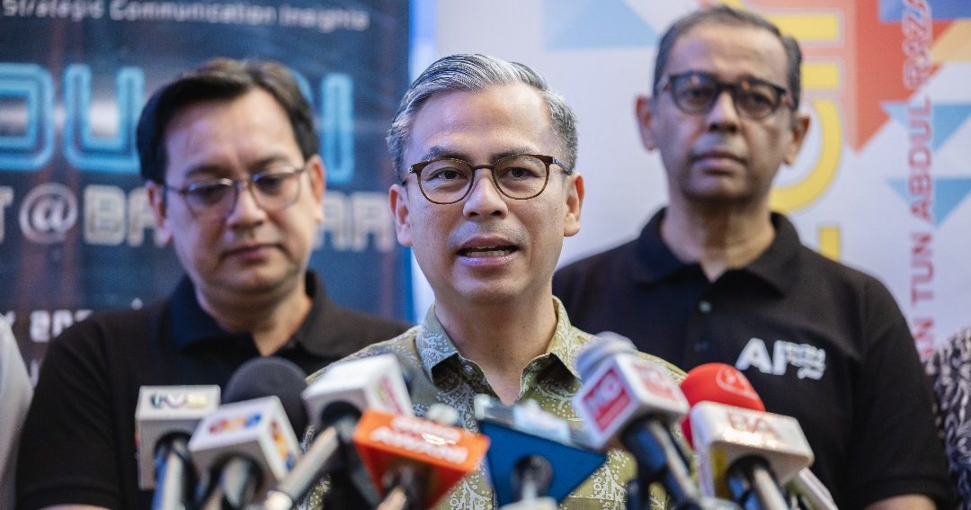 拟将社媒最低使用年龄调至16岁 法米:下周与平台业者商讨