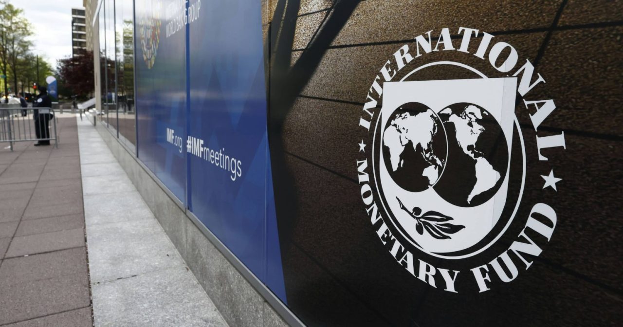 IMF:全球公共债务 将创80年新高