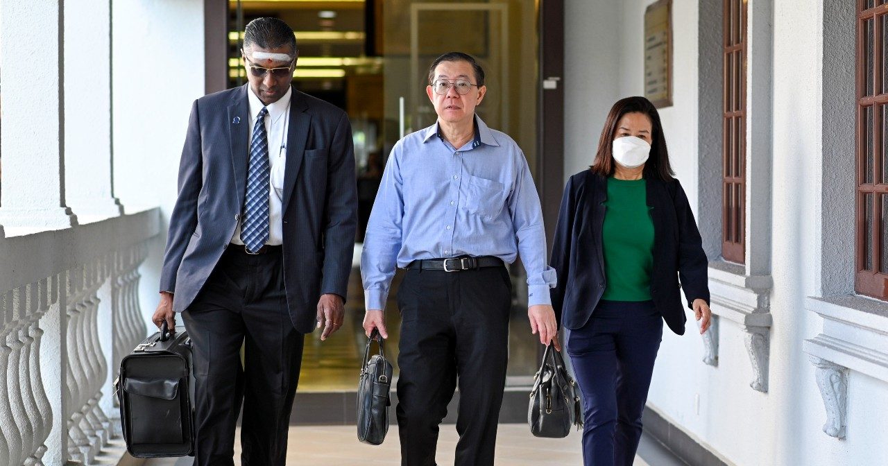 需频繁出国执行公务 地庭准林冠英取回护照