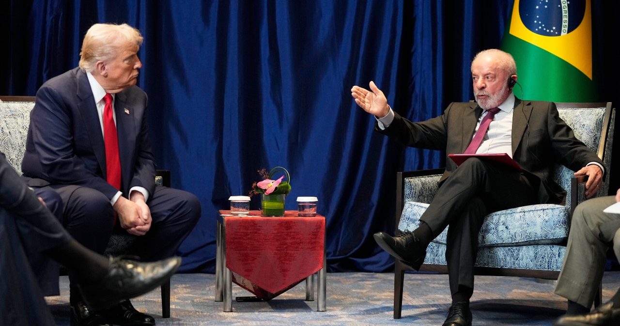 卢拉特朗普在隆会晤 同意立即就关税和制裁谈判