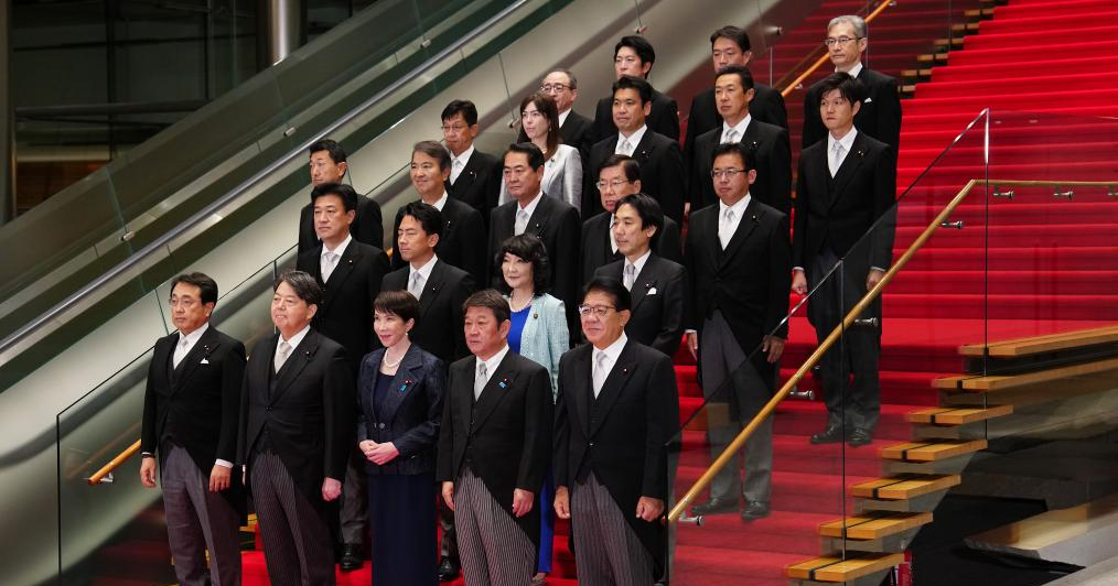 公联盟破裂·“闪婚”维新会 高市拜相险过剃头