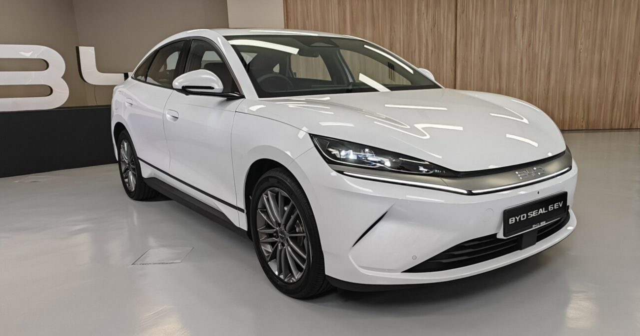 又一部10万BYD 续航通勤两不误