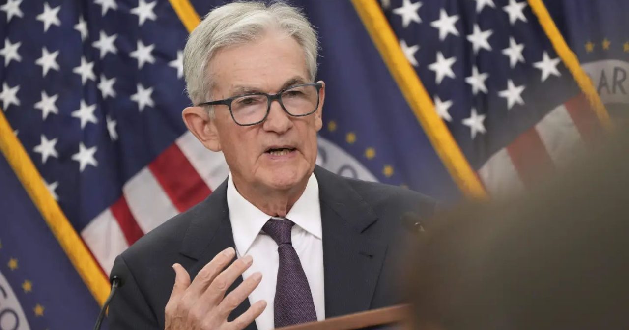 鲍威尔暗示即将结束缩表 示警就业成长大幅放缓