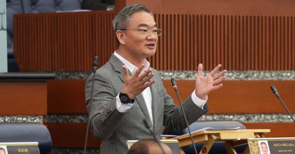 校友会周年宴变喝酒派对 邱培栋斥法德里误导国会