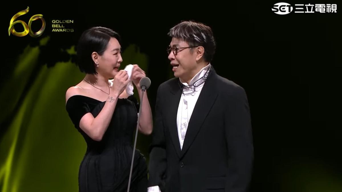 小S和蔡康永担任颁奖人