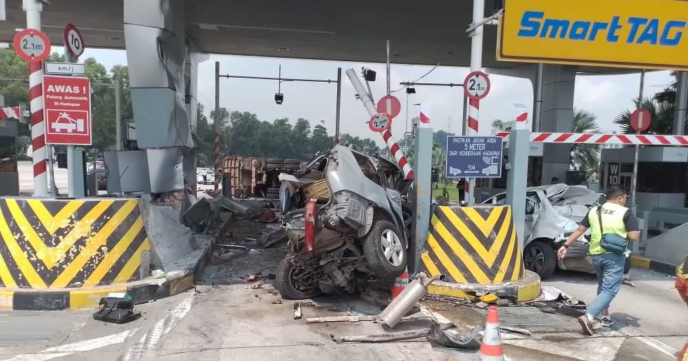 武吉加影收费站夺命车祸 涉事罗里公司遭吊销执照