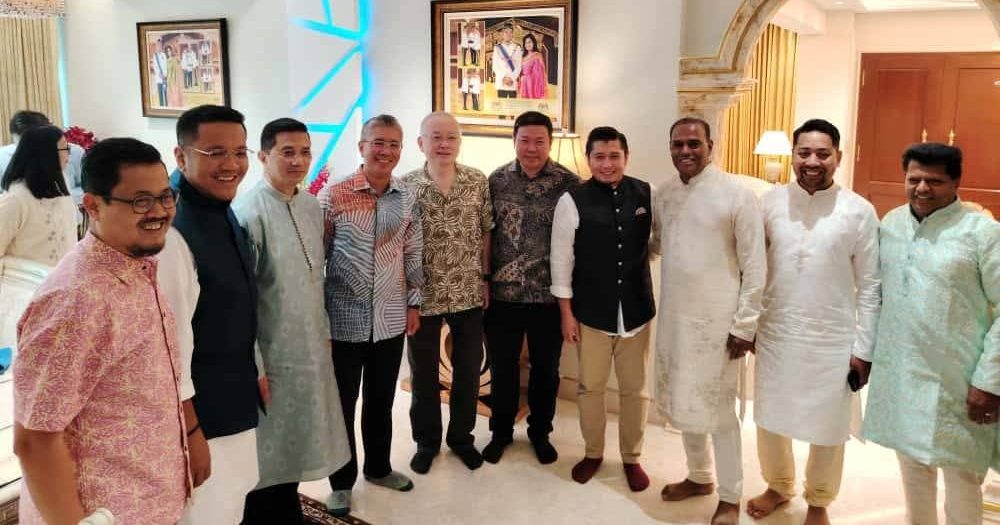 阿兹敏赴沙拉瓦南茶会 魏家祥:无政治意味