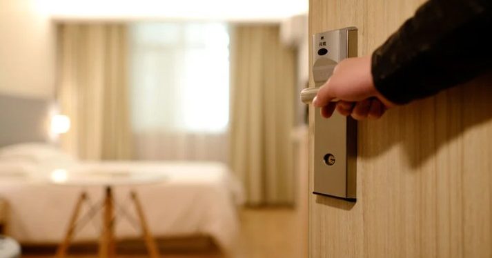 17岁SPM女考生 反锁房内离奇身亡