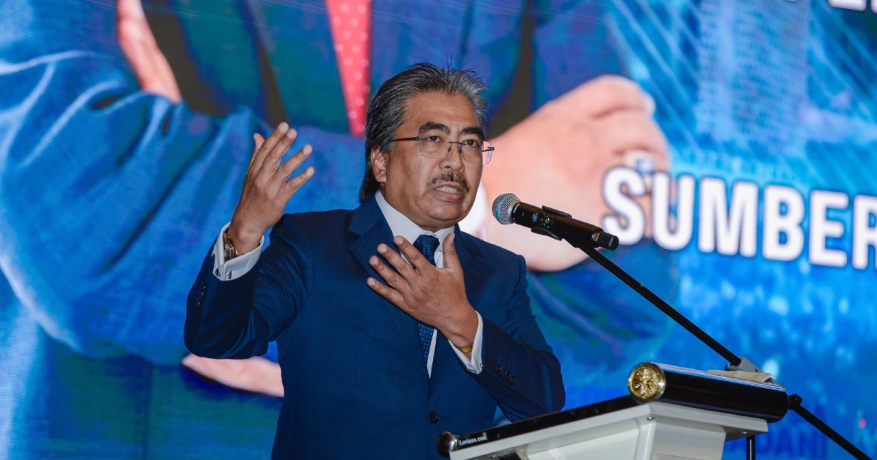 佐哈里:加速绿色经济转型 碳价2050年料飙破百美元