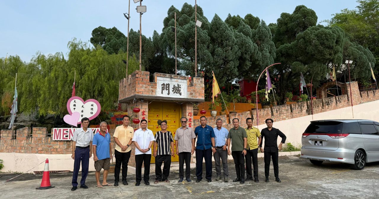 污水流入天后宫引发臭味  市议会主席亲临巡视