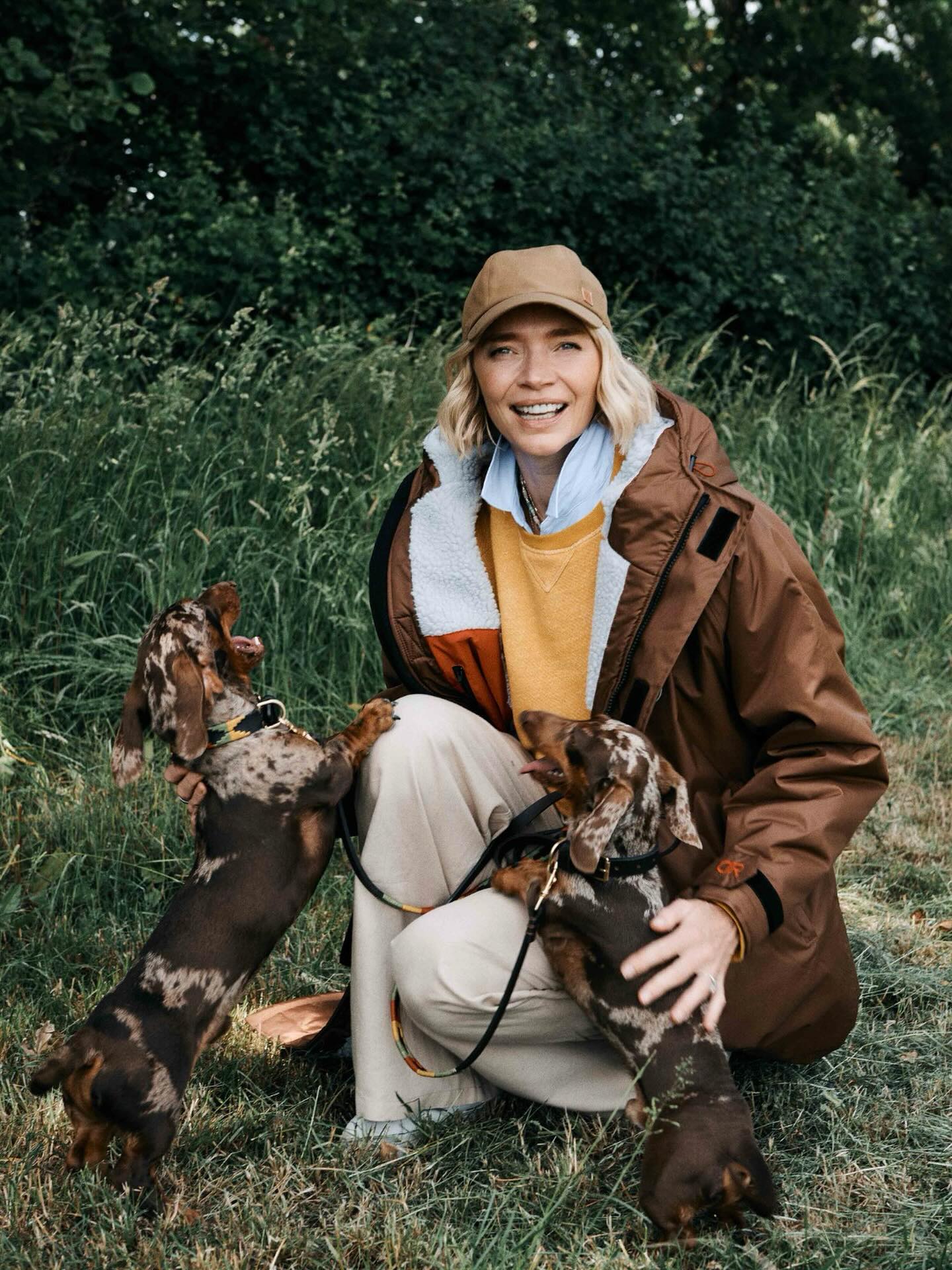 英国名模洁德和她宠物狗