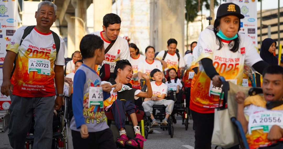 SPASTIC义跑灵市举行 逾3千民众障友参与