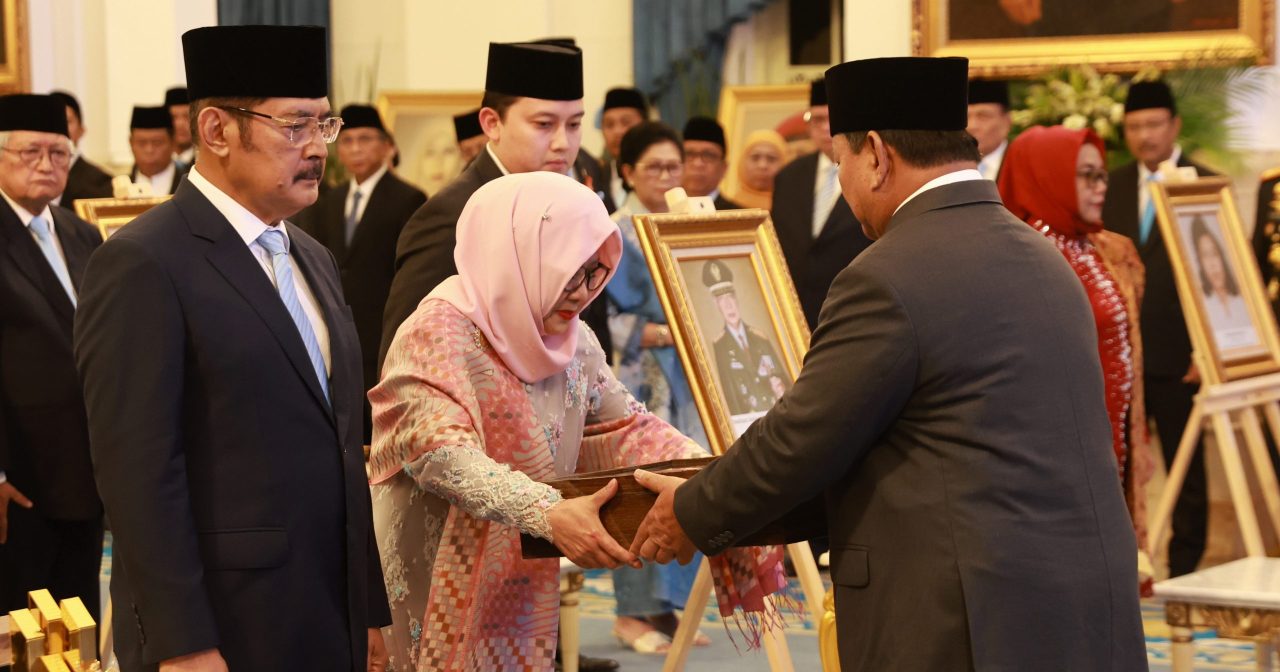 印尼国家英雄日 追授苏哈多国家英雄