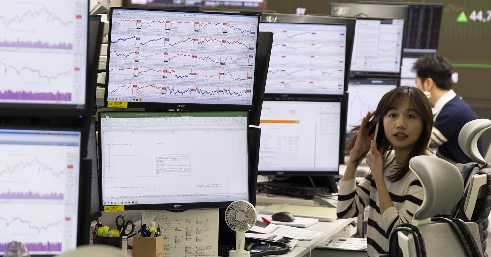 估值过高引爆忧虑 韩股闪崩5% 综指跌8点