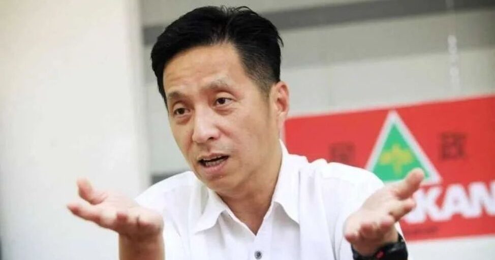 胡栋强批房政部 办新闻奖太讽刺