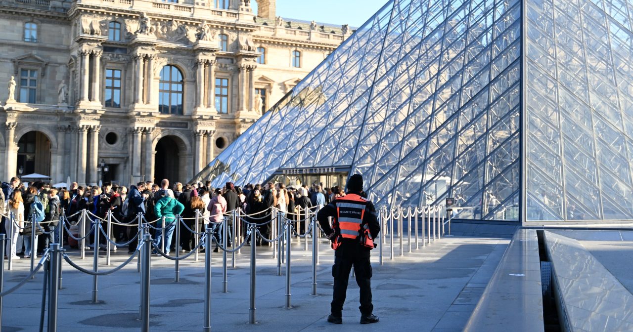 罗浮宫窃案“非职业盗窃” 检方:是不入流小贼