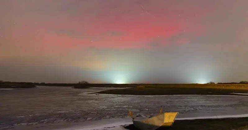 太阳风暴再现带来绚烂极光 通讯系统可能受干扰
