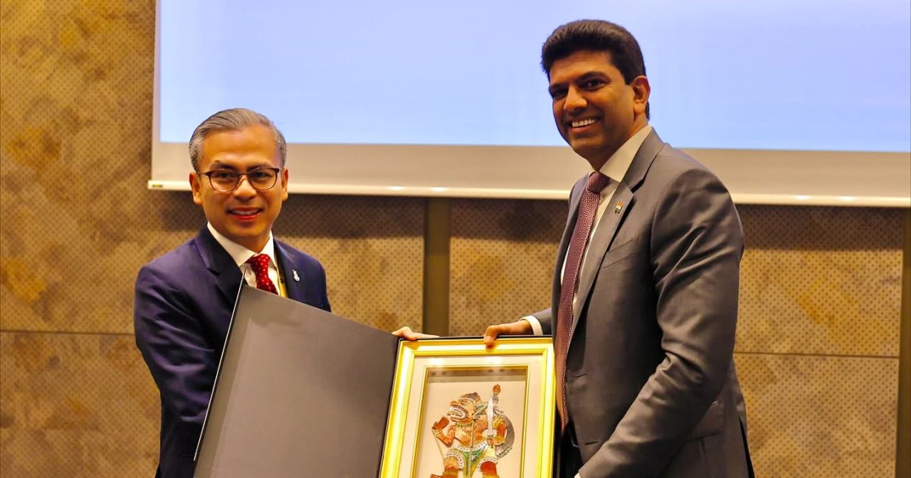 与印度伊朗通讯部长会晤 法米:探讨网络安全合作