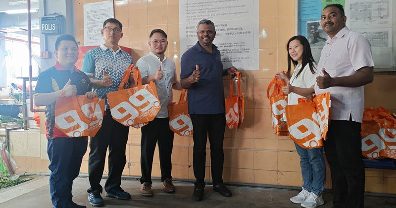 森美兰“禁塑”政策初见成效 芙蓉巴刹商贩改用可分解袋