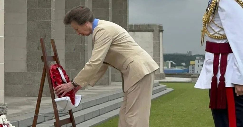 英国新加坡建交60周年 安妮公主访狮城