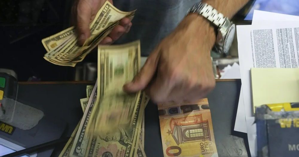 特朗普坚持发关税分红 白宫正评估执行方案